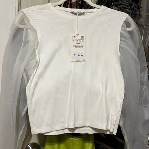 (NWT - Zara Top)